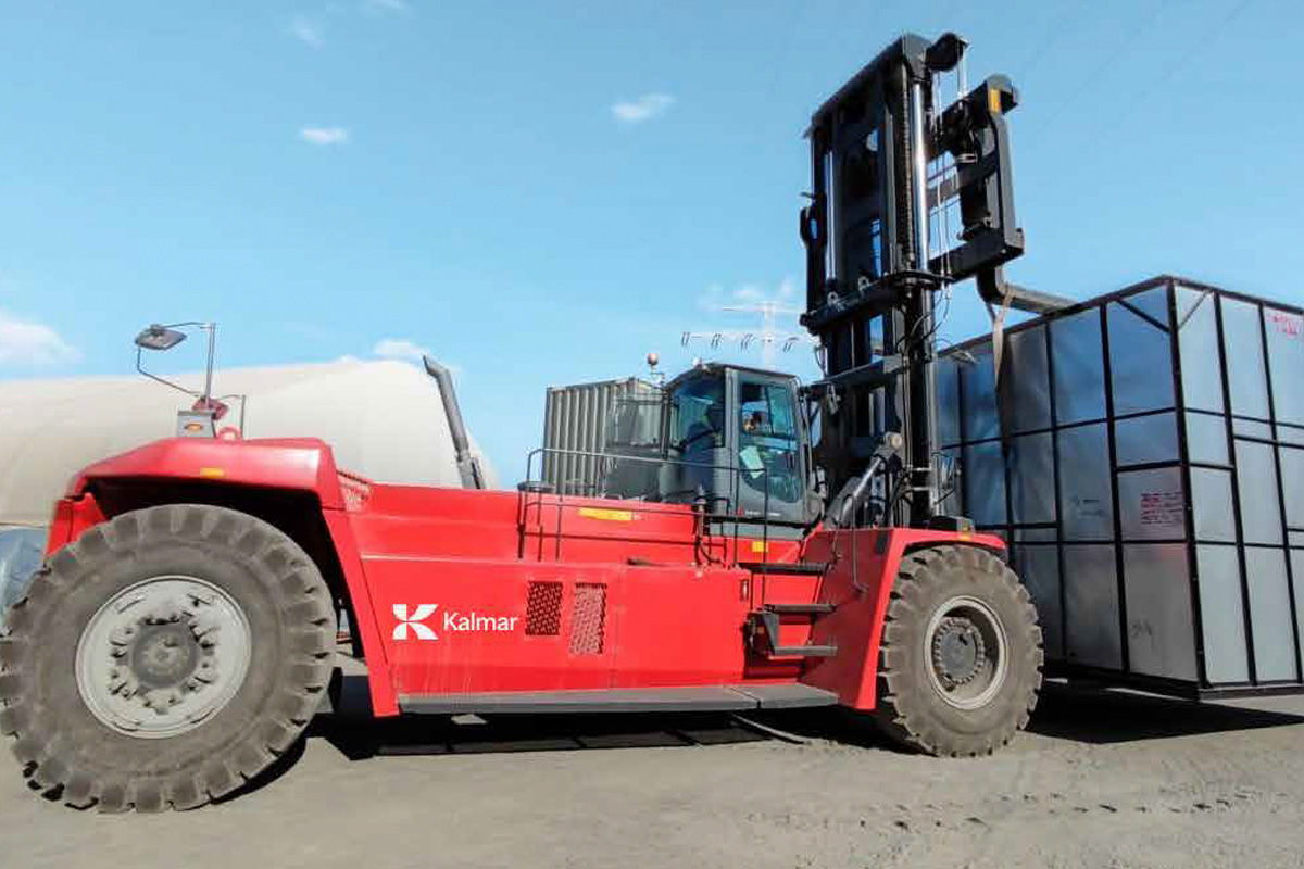 Kalmar Large Pneumatic forklift