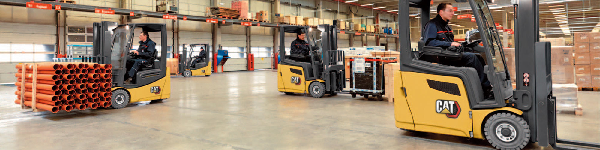 cat electric forklifts in warehouse
